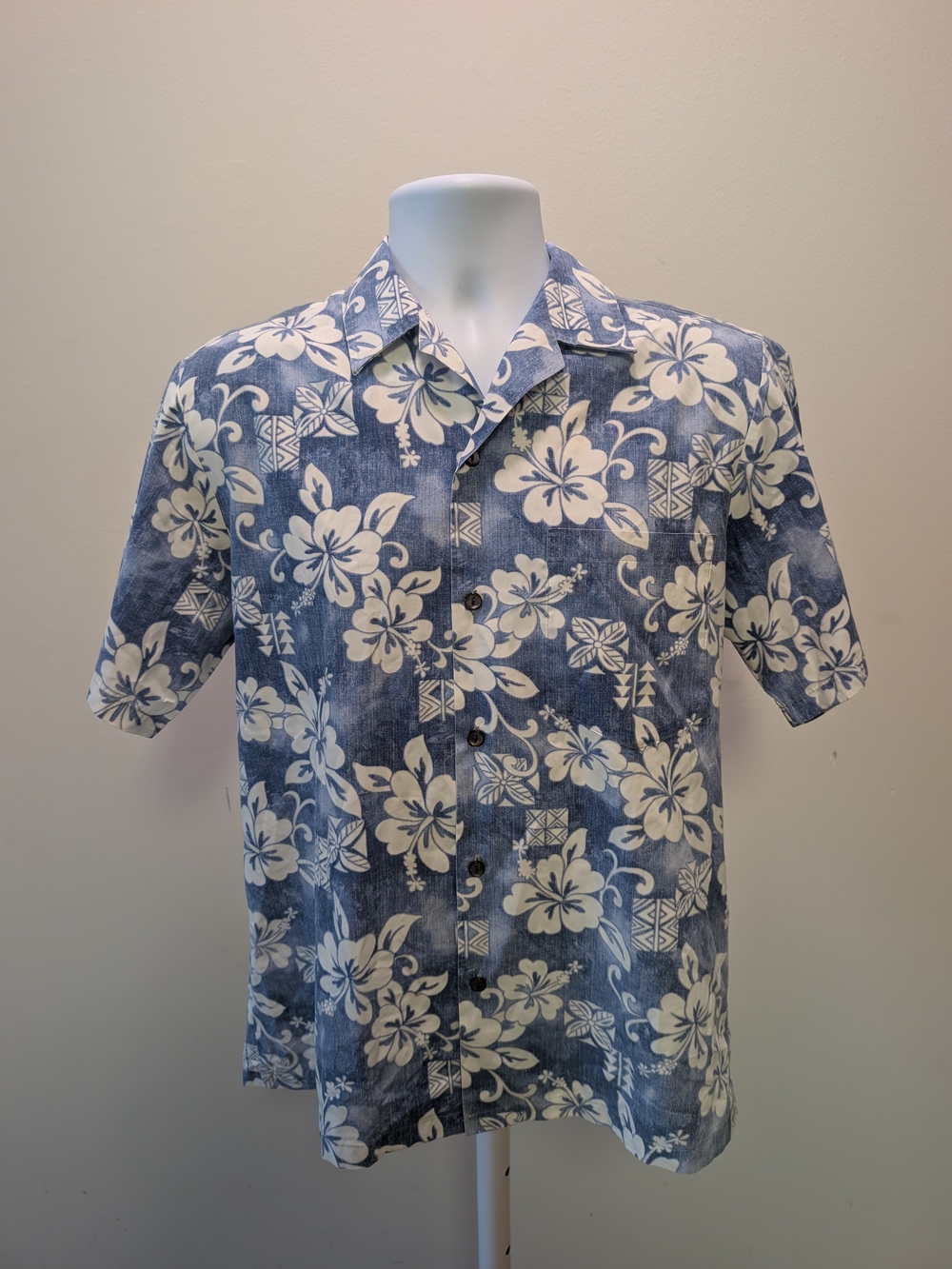 Men's Blue Floral Casual Button-Down Shirt - Hawaiian Style